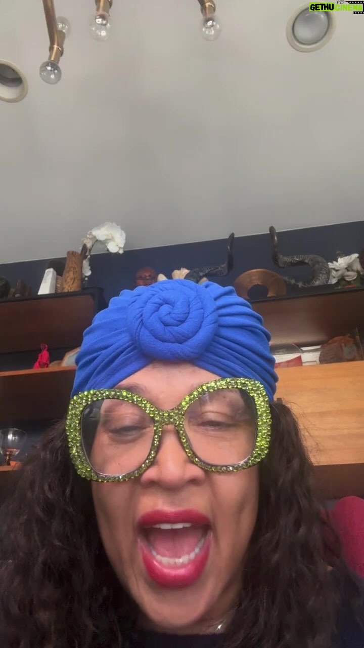 Kym Whitley Instagram - Two funny mamas right now on YouTube .. go watch subscribe