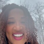 Kym Whitley Instagram – Made it to DC!! Snow!! Two shows tonight two shows tomorrow at the @dccomedyloft ..Last night was one of the funniest nights in a long time. Thank you @theandrelavelle and @alyciacooper2023