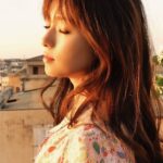 Kyoko Fukada Instagram - Palpito...palpito...palpito...？🇮🇹 🤔🤭😌 #パルピト？ #って知っていますか？ #イタリア #シラクーザ #写真集 #12/20発売 #kyokofukada