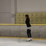 Kyoko Fukada Instagram - 先日篠原ともえちゃんとアイススケートのレッスンに行ってきました⛸久々だったので、先生に基礎から教えて頂き、お写真と動画も撮って頂けました❣️（本来はリンクは撮影禁止で指導者の方のみみたいです💦）あぁスケート気持ち良かったぁ💌写真や動画はなんとか滑っていますが、実は派手に3回（4回かな？）も転んでしまいました😅ここ最近の1番痛かった出来事でした🤭❄️ もっと上手になりたいから地道に楽しみながら練習通います☃️❣️ #アイススケート #篠原ともえ さん #kyokofukada #顔が切れてしまっていたのでもう一度アップします #コメントいいね下さった方申し訳ありません😣