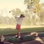 Kyoko Fukada Instagram - golf全然上手になりません😨 打ちっ放しで満足....でもねその先の為に頑張らなきゃですよねぇ.....🚩 #上手になれますように #kyokofukada