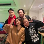 Kyoko Hasegawa Instagram - 今年は張り切って10kgのターキーを注文。 想像以上の大物にひっくり返りそうになりましたが、皆で頑張って食べて、残りは骨と一緒にスープにしようと思います。 最高なクリスマスをありがとう❤️ #christmas#party @hiroyuki.watanabe @kiho @toko_aran @naokotoida @shuco.hair