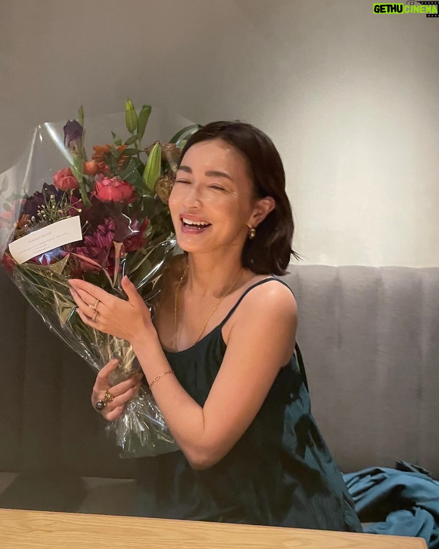 Kyoko Hasegawa Instagram - わたしがプロデュースしているEssbyが今月でローンチから3年経ちました。 まだ3年?もう3年? いろいろな思いがありますが、これからもブランドが成長して、わたしの思いが少しでも多くの方に届くよう、精進して参ります。 皆さん、いつも応援してくださりありがとうございます❤️ Thank you always for your support ❤️ @essby_official