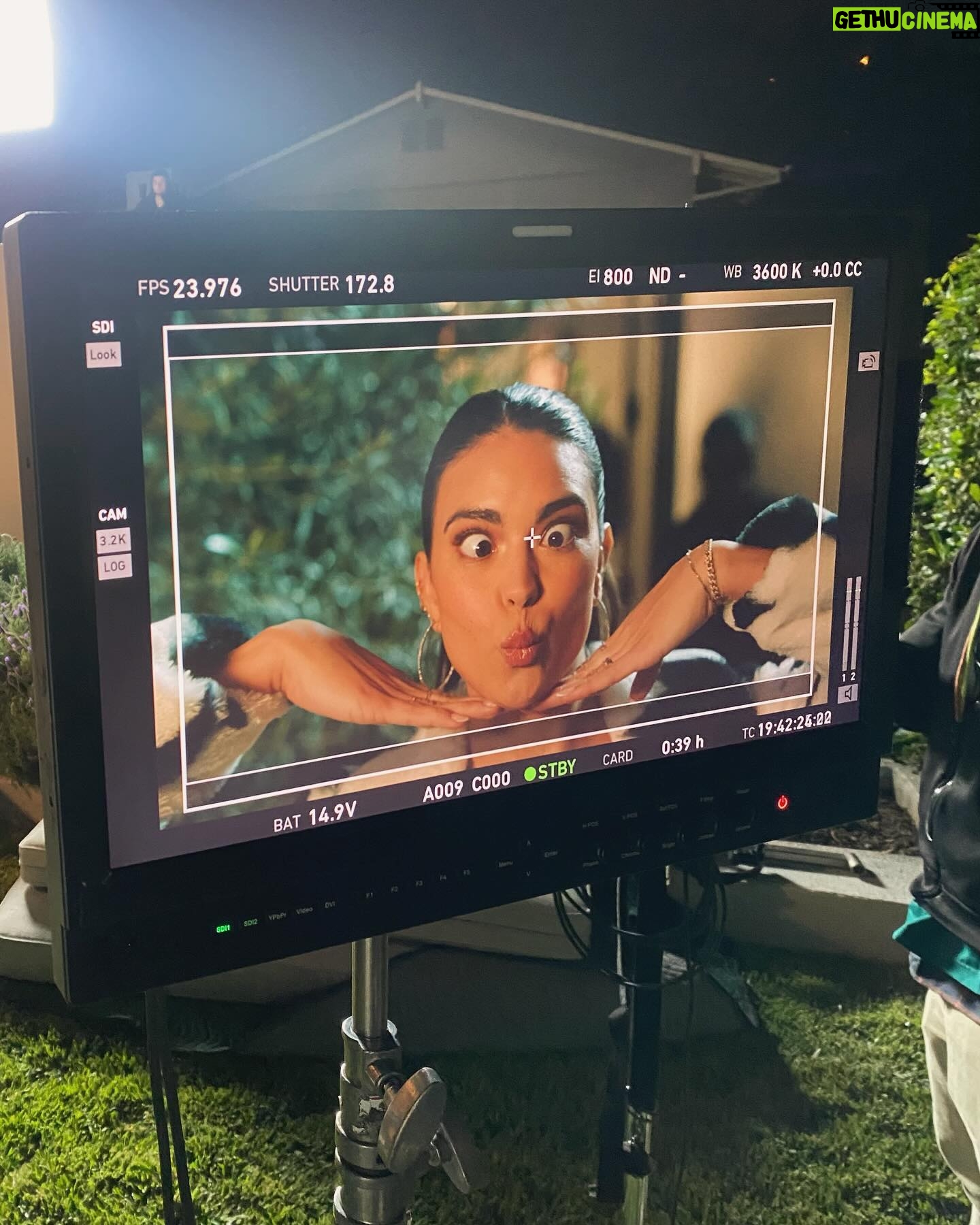Kyra Santoro Instagram - Another year around the sun being a silly goofy girl 🎂🤪♈️