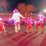 Léo Santana Instagram - Dump do pagodão da Bahia invadindo a Espanha! 🇪🇸😍 Ontem foi dia de viver a #EuroTourDoGG direto de Ibiza com direito a minha neni @loreimprota metendo dança comigo e @sheilamello e @tirullipa de Perna Bamba… #Gratidão, family. Sempre é incrível levar minha música pro mundo. 🙏🏿 📸: @heberb4rros