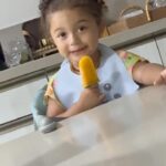 Léo Santana Instagram - No papo de hoje a principal pauta foi os preparativos pro #LilicaFest com atrações ja confirmadas: tia Veveta @ivetesangalo e Esquiletes 😂😂😂😂😂😂 Glória Deus pela tua inteligência minha filha #Liz 🙏🏿🥹🥰
