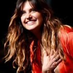Laëtitia Milot Instagram – Instants capturés par Agnieszka Zakrzewski lors de la pièce « Un dîner d’adieu » à Orange ! Grâce à vous, chaque représentation de la tournée en France, Suisse, Belgique et Luxembourg, se joue à guichet fermé… Un grand merci, c’est toujours un plaisir de venir à votre rencontre ! ❤️😘