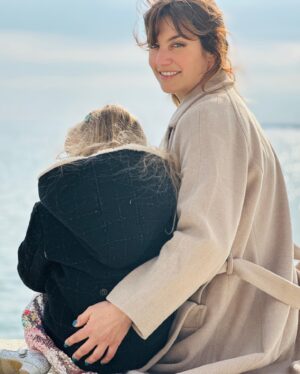 Laëtitia Milot Instagram - On profite du dernier week-end des vacances scolaires à Antibes, on adore cet endroit ❤️