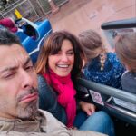 Laëtitia Milot Instagram – Joyeux anniversaire à notre chérie d’amour Lyana, 6 ans déjà pour notre petite fille, euh notre grande fille ! 💕🤗🩷💖
Un moment magique et féerique passé en famille à @disneylandparis… Lyana et sa cousine étaient aux anges et nous aussi ! 😂 La cerise sur le gâteau était le spectacle « Symphonie des couleurs » ! 💙💚❤️💛

#anniversaire #disneylandparis #6ans