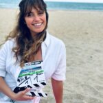 Laëtitia Milot Instagram – Sous les traits d’Angélique, je vous donne rendez-vous dès le 13 juillet dans #DemainNousAppartient sur @tf1, le temps de l’arche d’été ! 🎬☀️🥰
#nouveaupersonnage @dna_tf1 #DNA #TF1 #été