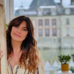 Laëtitia Milot Instagram - C’est parti pour une nouvelle aventure qui s’annonce délicieuse ! 😋😍 Les candidats sont attachants, doués, surprenants, bienveillants entre eux, drôles et motivés. 😎 L’équipe m’a accueilli telle une famille. 🤗😘 @lmp_m6 @m6officiel #lmp #concours #tournage