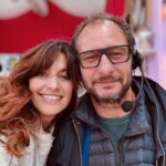 Laëtitia Milot Instagram - C’est parti pour une nouvelle aventure qui s’annonce délicieuse ! 😋😍 Les candidats sont attachants, doués, surprenants, bienveillants entre eux, drôles et motivés. 😎 L’équipe m’a accueilli telle une famille. 🤗😘 @lmp_m6 @m6officiel #lmp #concours #tournage