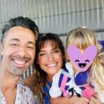 Laëtitia Milot Instagram – Aujourd’hui, Lyana a fait sa rentrée en grande section ! 😍 Vous connaissez sa passion pour les licornes… Sac licorne oblige et choisi par ses soins ! 🦄🤣

Pour les parents qui ont vu leurs enfants reprendre le chemin de l’école, êtes-vous plutôt team 🥹 ou team 😁 ?

Bonne rentrée à tous, quel que soit votre âge ! 😘

#rentrée #maternelle #enfant #parents