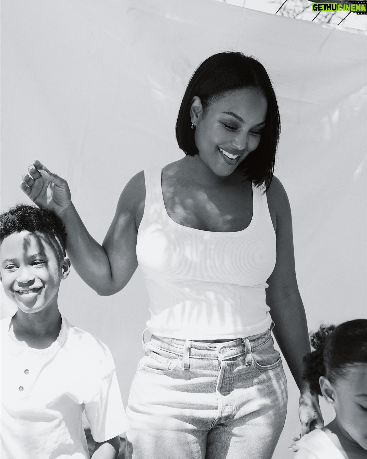 LaToya Forever - 3 Likes - Blue jean babies 👖🌤️
#blacklove #blackfamily #blackfamilygoals #blackfamilylove #familyphotos #blackkids #blackcouplesgoals #blackcouples #levis #levis501 #liveinlevis #levisjeans @levis