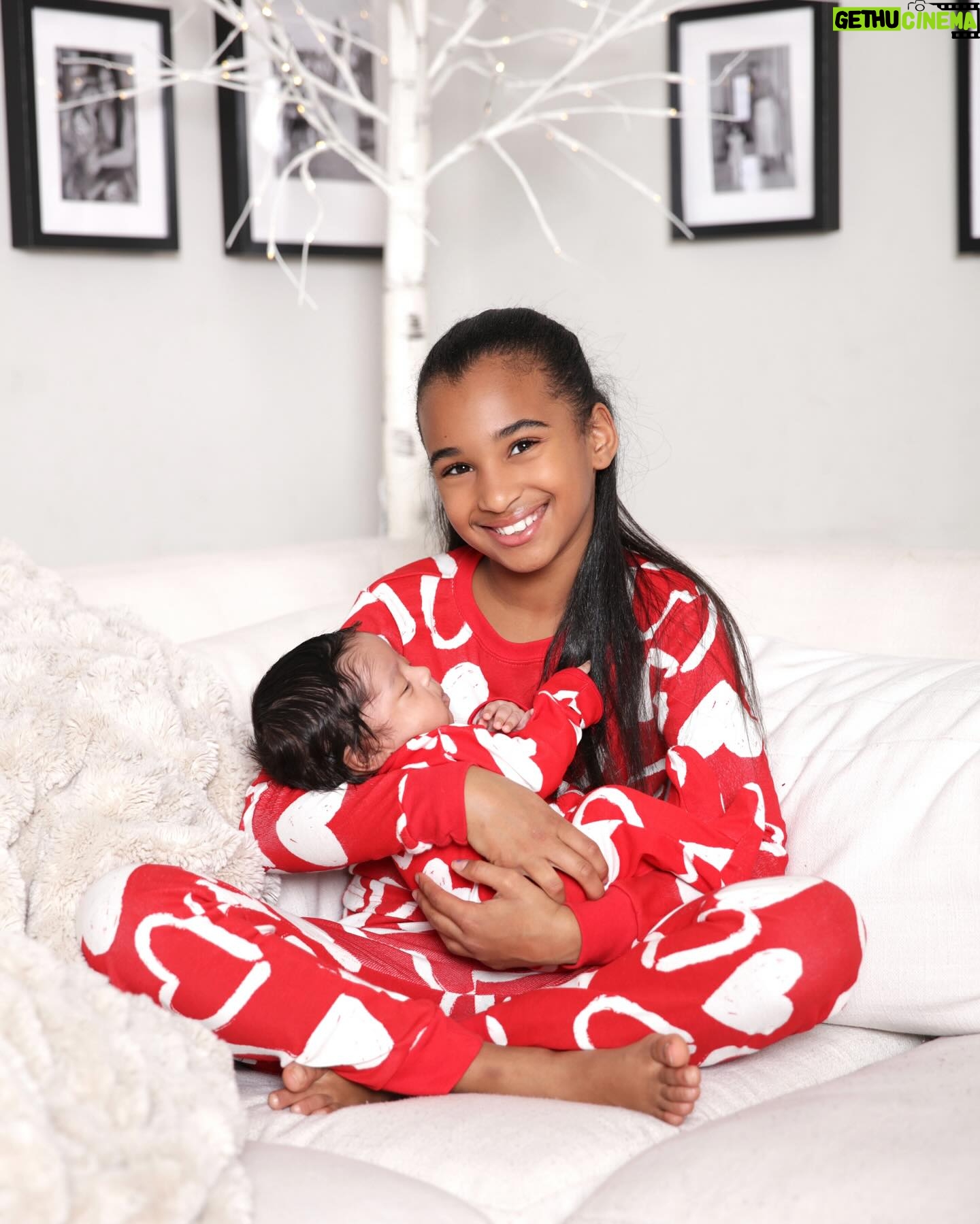 LaToya Forever Instagram - From their laughter to their hugs, my kids are the ultimate Valentine’s Day gift, filling my heart with love every single day. Mommy loves you so much @samiaslife @zaynwontlose @onlyayah & @itsyaribari ❤️ #ValentinesDay #BlessedWithTheBest