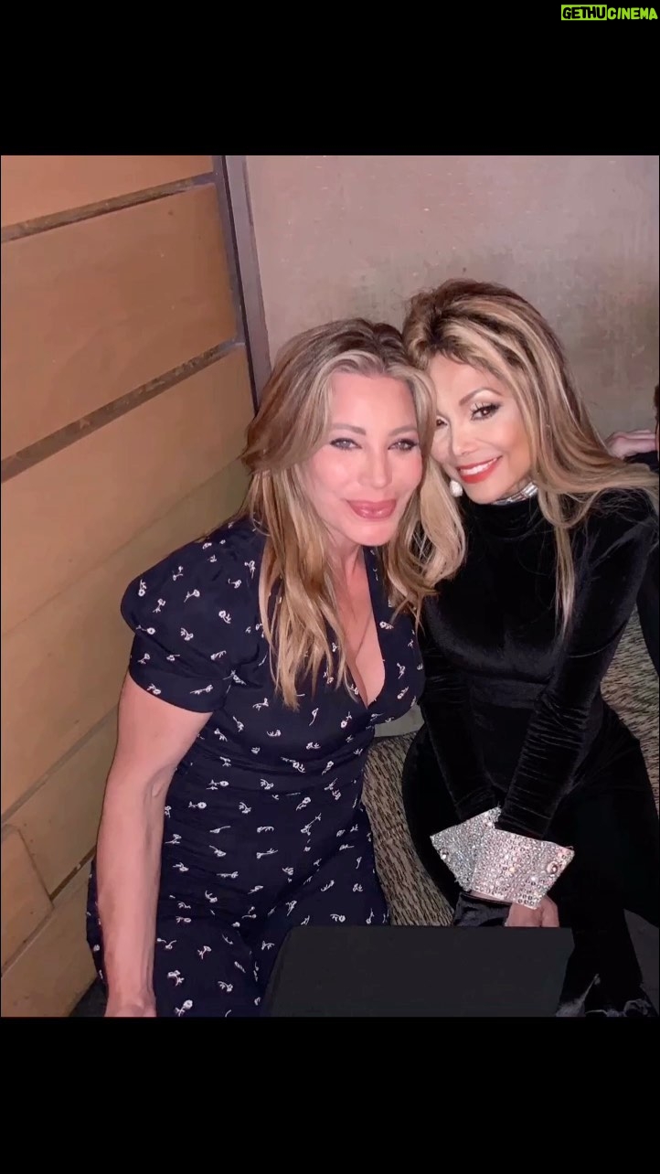 La Toya Jackson Instagram - What a great and and beautiful person! Singer Taylor Dayne! Love her voice! #MondayMood #instagood #girls #singer #Taylordayne #latoyajackson #life #music #fun #PhotoOfTheDay