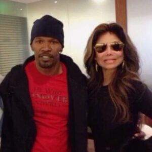 La Toya Jackson Instagram - Great to know your light is shining through @iamjamiefoxx! Thanks for the update, Our continued prayers are with you!
Sending love and light your way!✨💫🌟❤️
#JamieFoxx #instagood #health #healthandwellness #life #prayers