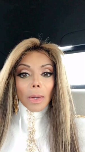La Toya Jackson Instagram - Have a awesome weekend!!! 

#SaturdayVibes #mood #SaturdayFeeling #life #photooftheday #instagood #music #love #city #thejacksons #latoyajackson #grateful