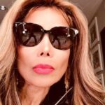 La Toya Jackson Instagram – When your eyes are failing you, and you have to get extra close to see something. We’re all gonna go through it, I know some of you have already! Right?👀👁️😎

#life #eyesdontlie #truth #eyes #latoyajackson