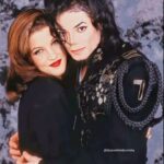 La Toya Jackson Instagram – We miss you Lisa! You will forever be in our hearts, I will never forget how much you shared the love you had for my brother with me! 
I thank you for being so honest, courageous and explicit with your love.

#RIPLisaMariePresley #LMP #GoneTooSoon #MichaelJackson #MJ #Love #TogetherAgain #Graceland #Neverland #Life