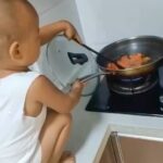 La Toya Jackson Instagram – Would you let your child do this at this age? 
Personally, I think it’s extremely dangerous.
#kids #life #children #cook #SafetyFirst