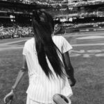 LaToya Tonodeo Instagram - I threw the FIRST PITCH at the @mets game!! (2nd slide)⚾️💨☺️ FROM THE MOUND!😜SO MUCH FUN! Thank you Mets 🧡
