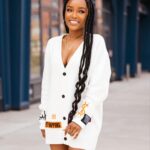 LaToya Tonodeo Instagram - ♉️ Having my 🎂 & eating it too! #Blessed 🫶🏾Thank you ALL for the birthday love yesterday!! 🎉 #grateful 📸 @sonejr Hair. @tropixbraids Makeup. @makeupbynani Thank you @arlenescarpeta for your help & assistance toooo Oversized cardigan. @ksubi