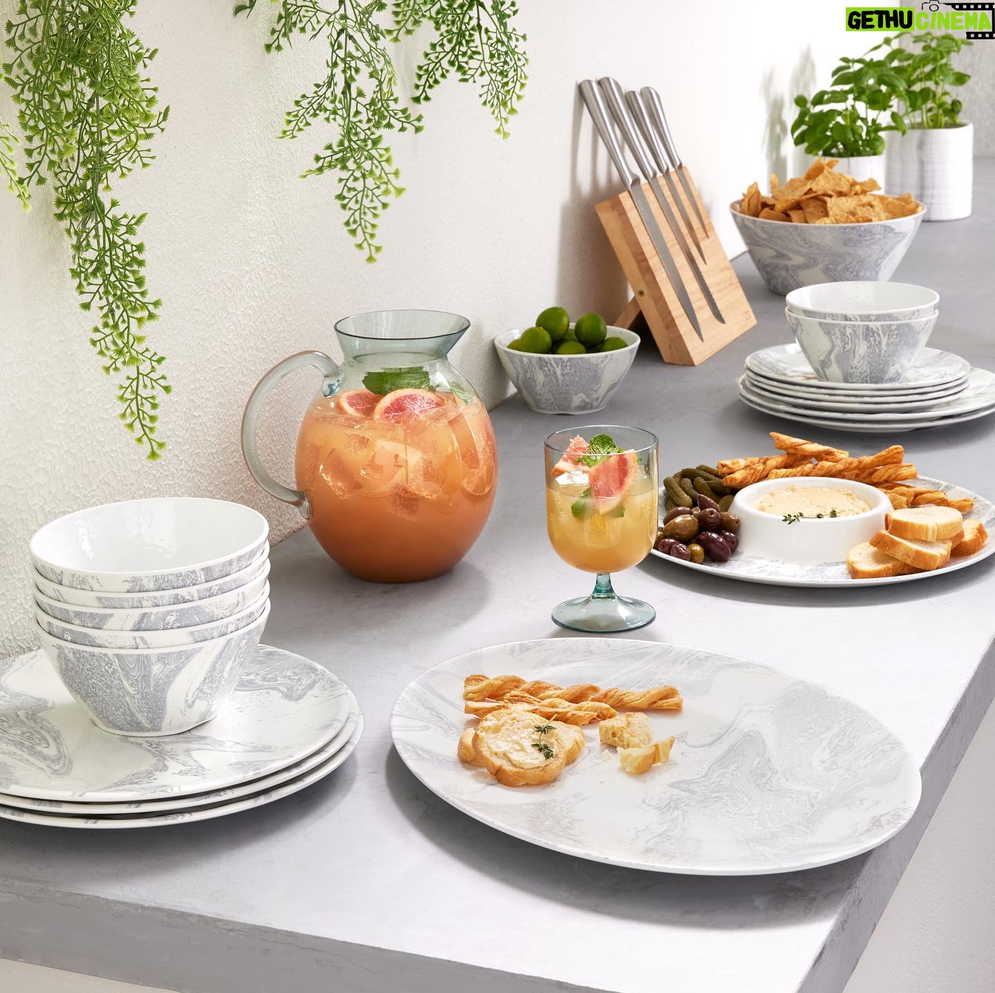 Laila Ali Instagram - Host your next outdoor gathering in high style with my modern serving wear collection…only available at @athomestores 🤗 #AtHomeStores #AtHomexLailaAli #AtHomePartner