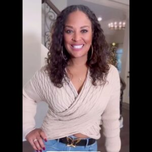 Laila Ali Instagram - *CONTEST IS NOW CLOSED!* 

🎁#GIVEAWAY time! Who’s ready to start cookin’ up flavorful & healthy meals this holiday season with Laila Ali Spice Blends?

It’s always a good time to upgrade your spice cabinet with seasonings that are DELICIOUS, healthy, 100% Organic, have No-GMOS and No Chemicals!

To ENTER:

1. FOLLOW @TheRealLailaAli and @LailaAliLifestyle 
2. LIKE & SAVE this post
3. TAG 3 friends; EACH comment = one entry, unlimited

✨BONUS COMMENT: 
What would you cook with your Spice Blends?

PRIZES:

🎁 3 Lucky Participants will win a Laila Ali Spice Blends Gift Box which includes 3 Spice Blends!

🏅WINNERS: 3 Winners will be announced Friday, Dec. 8th!      

🤞🏽 Last entry Dec 7th at 10 pm EST.  Prizes shipped within the USA only.

#giveaway  #giveawaycontest #giveawaytime #giveaways #giveawayalert   #instagiveaway #contest #win #contestgiveaway#Spices #Organic #NonGMO #Cooking #HealthyCooking #HealthyLifestyle #LailaAli #LailaAliLifestyle #LailaAliSpiceBlends

* This promotion is in no way sponsored, endorsed or administered by, or associated with Instagram. By entering, entrants confirm that they are 13 plus years of age, release Instagram of responsibility and agree to Instagram's Terms of Use.

🎵 Mariah Carey~All I want for Christmas