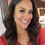 Laila Ali Instagram - ❤️✨Sending positive vibes and prayers as always. LailaAli.com