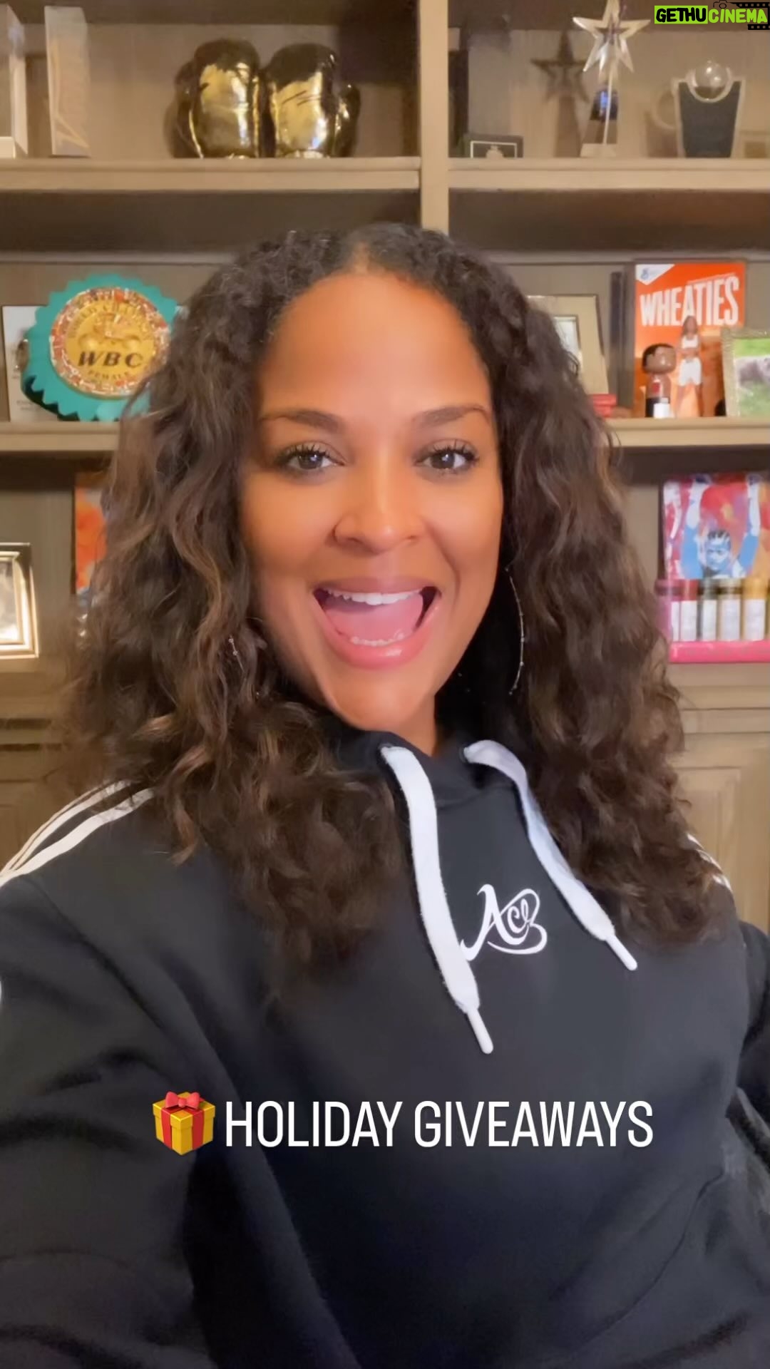 Laila Ali - 3 Likes - 🎁My Holiday Giveaways are happening next week right here! So make sure you visit my page to enter to win! All the details will be posted next week.
❓What items from my shop on shop.LailaAli.com would you like me to include in the giveaways?
❤️LailaAli.com