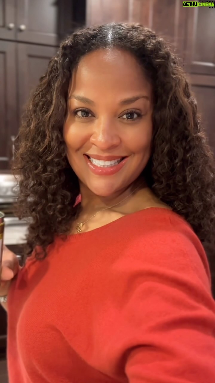 Laila Ali - 3 Likes - ♥️ANY OKRA LOVERS OUT THERE? Simple quick recipe~ sautéed one onion in olive oil then added the okra, cherry tomatoes and #LailaAliSpiceBlends-Garlic Goddess, Sassy, Spicy and Soulful. Also added 1 cup of bone broth and paprika. Tiger Shrimp (from @seatopia) went in last.
Done in about 20 mins. Served it over basmati rice. So fresh, healthy and delicious!
If you don’t like okra, you can substitute with another green veggie such as spinach, bok choy, green beans, asparagus, etc.
Check out my recipes in my cookbook Food For Life available on Amazon.
#LailaAliLifestyle