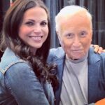 Lana Parrilla Instagram - What a fab weekend @galaxyconaustin with fans, friends and new friends! 🚀🤠 A big thank you to all who showed up and made this weekend so special! And yeah, that’s the one and only iconic Richard Dreyfuss in the second pic!!! I mean….🤯… what an honour! Hugs to all! 🤗❤️🙏🏽 #fanconvention #austin #bestfans #weloveyou #friendshipbracelets #potd