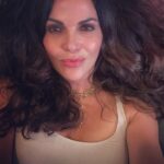 Lana Parrilla Instagram - Be present in every moment ✨ #potd #selflove #selfcare #glow #freedom #woman