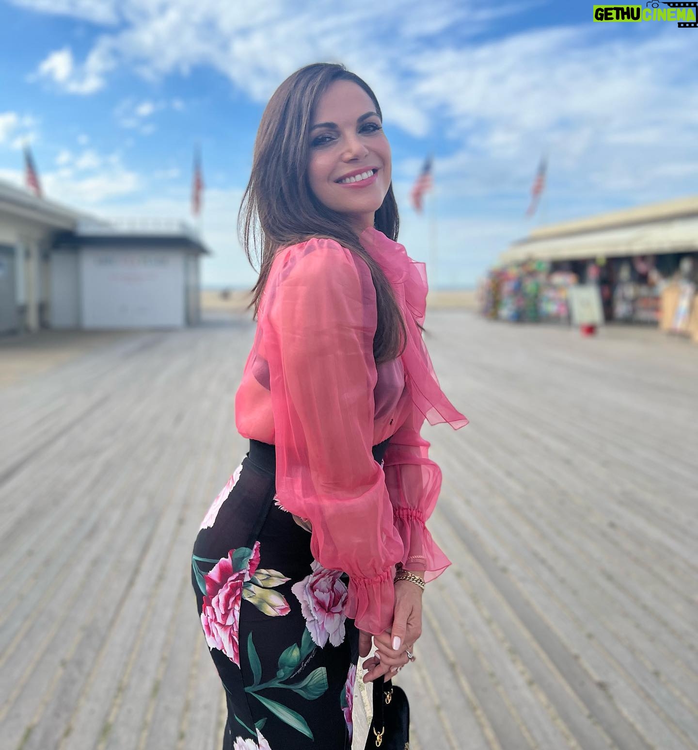 Lana Parrilla Instagram - Itโs a beautiful day at the @deauvilleus film festival! Adorned in @dolcegabbana whilst celebrating the world premiere of @scrapthefilm ๐ฌ Cโest magnifique โจ Merci beaucoup pour lโaccueil Deauville! Gros bisous ๐๐๐ฝโจ๐ฆ๐ซ๐ท๐บ๐ธ #filmfestival #movies #indiefilm #scrapthemovie Stylist: @marjanmalakpour Je tโaime mon ami ๐ And my Parisian team ๐คโค๏ธ Hair: @alexlagardere Makeup: @mehdirguiba ๐๐ฝ๐๐ฝ Photo credit: @pmcroquet ๐ฅฐ #pepe #photographer #nofilter