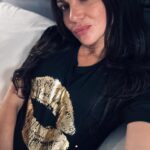 Lana Parrilla Instagram - Diggin’ kissin’? CLICK ON LINK IN BIO if so! @keepitregal_bylp ✨💋✨ Kissin by the streetlight Don’t want to say goodnight Swooning practically spooning Boom! Moon was never so ripe Moment never so right Apple juice kissin Baby we’re blissin - Dee Lite #fashion #merch #lips #mwah #holidayglam #lanaparrilla #teeshirt #letshavefunwithit #REGAL #regals #potd
