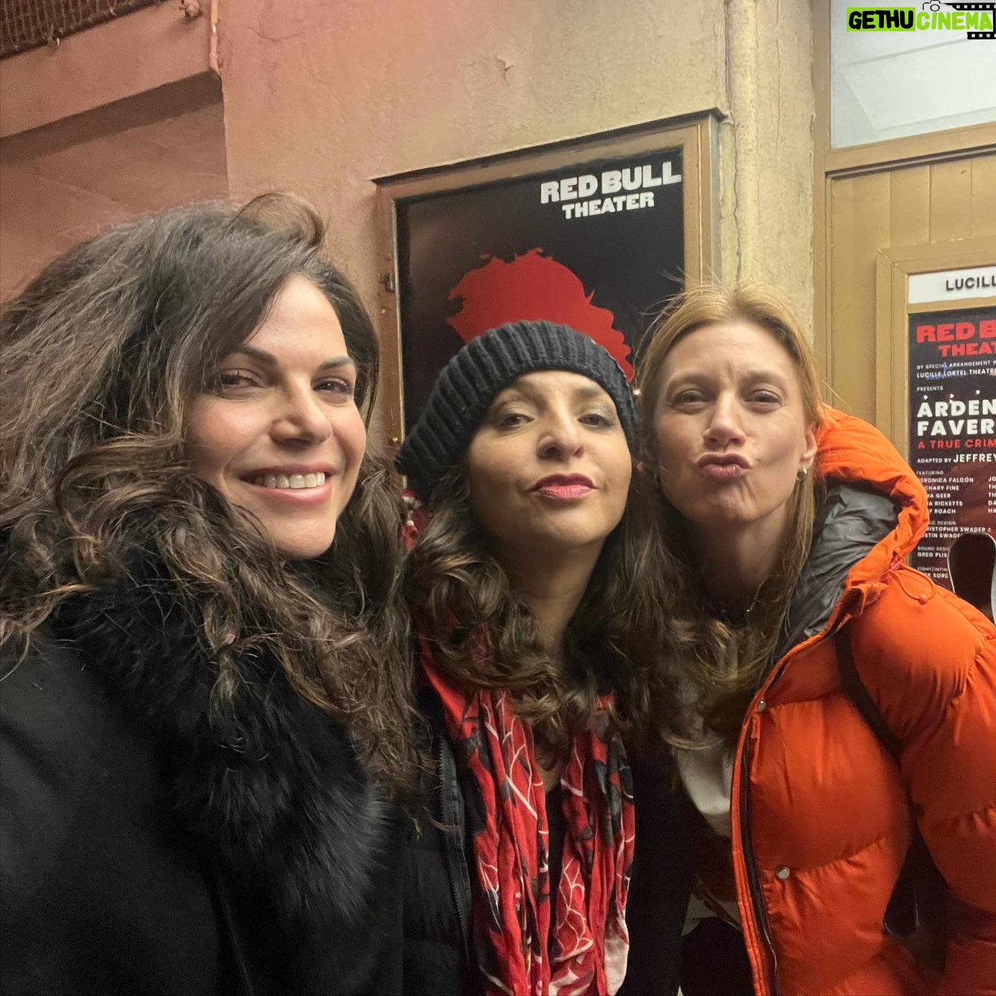 Lana Parrilla Instagram - Supporting our girl @realveronicafalcon in her Off-Broadway production #ArdenOfFaversham on #NationalTheatreDay with these awesome people!!! 🎭❤️ #whywomenkill #crew #friends #theatre #newyork #offbroadway #goodtimes #goodpeople 💫 #nofilter
