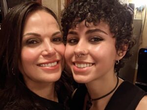 Lana Parrilla Instagram - The outpouring of love & support by family and friends has filled my heart beyond measure! 

Thank you to all who showed up to see ONE OF THE GOOD ONES and for being part of this incredible experience! 
I love you all ❤️🙏🏽

#oneofthegoodones #theatre #pasadenaplayhouse #stage #acting #family #friends #gratitude #supportthearts 🎭
