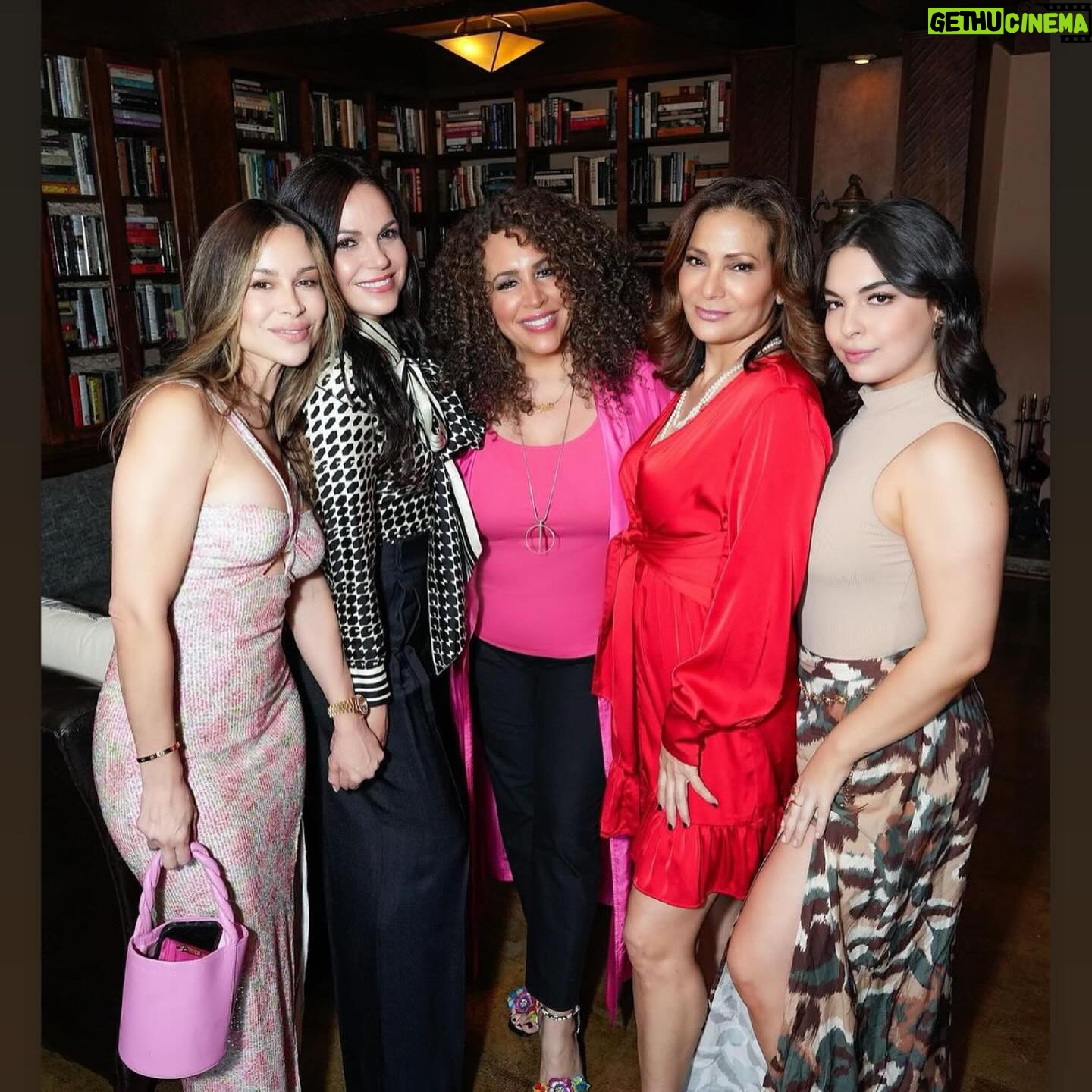 Lana Parrilla Instagram - Welcome to being Latina! A day at the theatre celebrating @gloriakellett and her WORLD PREMIER play “One of the Good Ones”! Thank you Gloria for casting me and bringing me into GloNation! Thank you @equisculture for throwing us all this wonderful afternoon event at the @pasadenaplayhouse 🎭❤️🙏🏽 And thank you @carlosericlopez for capturing every moment of greatness with this incredibly talented, loving group we like to call FAMILIA! Besos y abrazos to all! 💋🤗 #theatre #latinasactingup #latine #familia #wehavemorefunthananyone