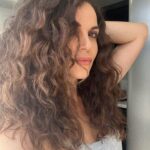 Lana Parrilla Instagram – 🇵🇷 #HairVibes #potd #waves #curlyhair