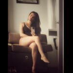 Lana Parrilla Instagram - “Hurry up and waiting….” ⏳ #setlife #potd #netflix #licolnlawyer