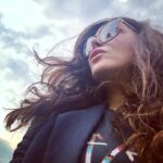 Lana Parrilla Instagram – Weekend vibes 🌬
#optimism #potd #tgif #comeon #rollwithit