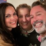 Lana Parrilla Instagram - Continuously moved by the love & support I’ve in my life!! 🥰 A big thank you to my family & friends who keep showing up!!! 🙏🏽❤️ Te quiero todo!! #oneofthegoodones #family #friends #theatre #support #love #potd