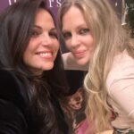 Lana Parrilla Instagram - Never too late… ❤️ A big thank you to my girl @kristinbauer for presenting my Honouree Award at the @thetailwaggersfoundation #waggyawards I love you sister friend 💋🥰🐶🙏🏽 And to my Angel Lola 🕯️ I miss you more than words can express… #truelove