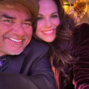 Lana Parrilla Instagram - What a celebration!!

Happy Birthday @cedtheentertainer 🎂🥂 and congratulations on the Opening Night of Love & Laughter with the legendary @tonibraxton What a show! ✨

#lasvegas #legends #unforgettable #friends #vegascrew #fyp