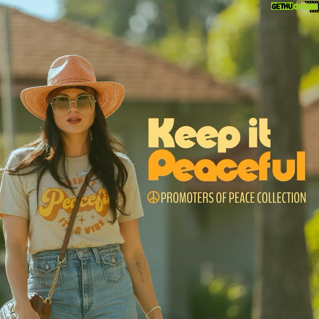 Lana Parrilla Instagram - PROMOTERS OF PEACE COLLECTION ✌️ JUST DROPPED Join me in this #KEEPITREGAL PEACE INITIATIVE! Check out new drip! Link in bio! #keepitregal #fashion #merch #lanaparrilla #promotersofpeace #love #worldpeace ☮️🌏❤️ #420 #fyp