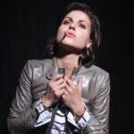 Lana Parrilla Instagram – Throwin’ it back! 
Impromptu shoot with the talented @lionel_deluy circa 2011! 

#tbt #potd