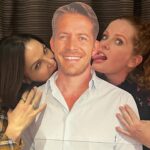 Lana Parrilla Instagram - Glad you could make it, Sean! However, ya gotta work on that personality, mate! Bit flat! #ouat #threescompany #outlawqueen #dreamteam #potd