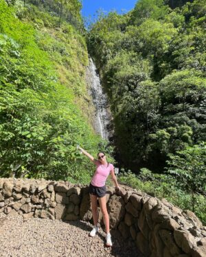 Landry Bender Instagram - I call this one, “girl decides to crash her parents romantic getaway the day before they leave” #onlychildthings