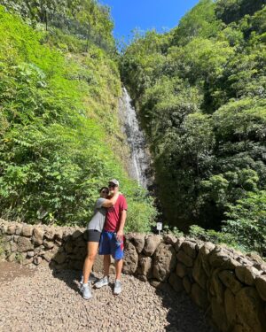 Landry Bender Instagram - I call this one, “girl decides to crash her parents romantic getaway the day before they leave” #onlychildthings